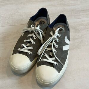 Veja Wata II Low Mens Size 12 Fashion Sneakers Shoes Green Cream